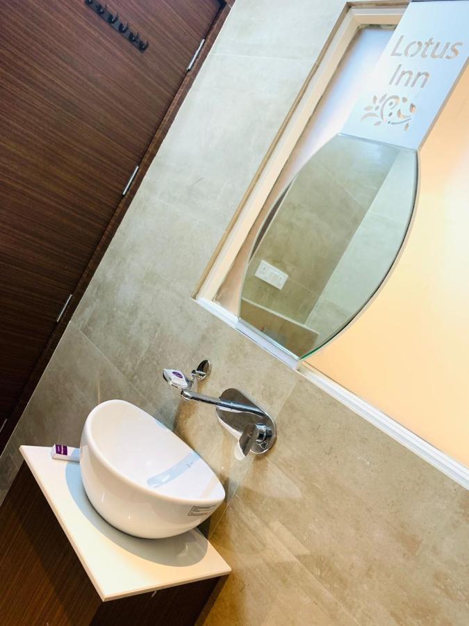 Hotel Lotus Inn Sirsa ภายนอก รูปภาพ